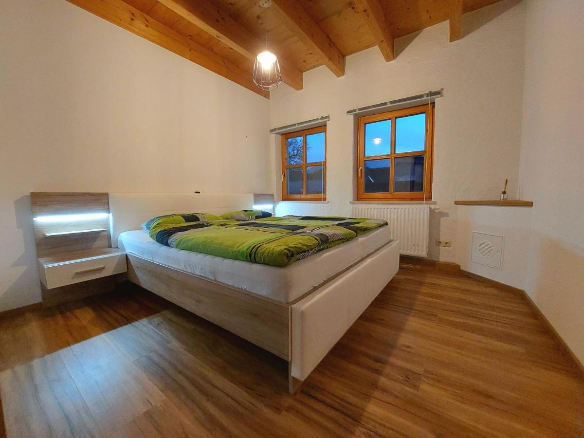 400Qm Bayerische Villa 2500Qm Uneinsehbarer Garten In Beliebter Urlaubsregion Freyung Exteriör bild