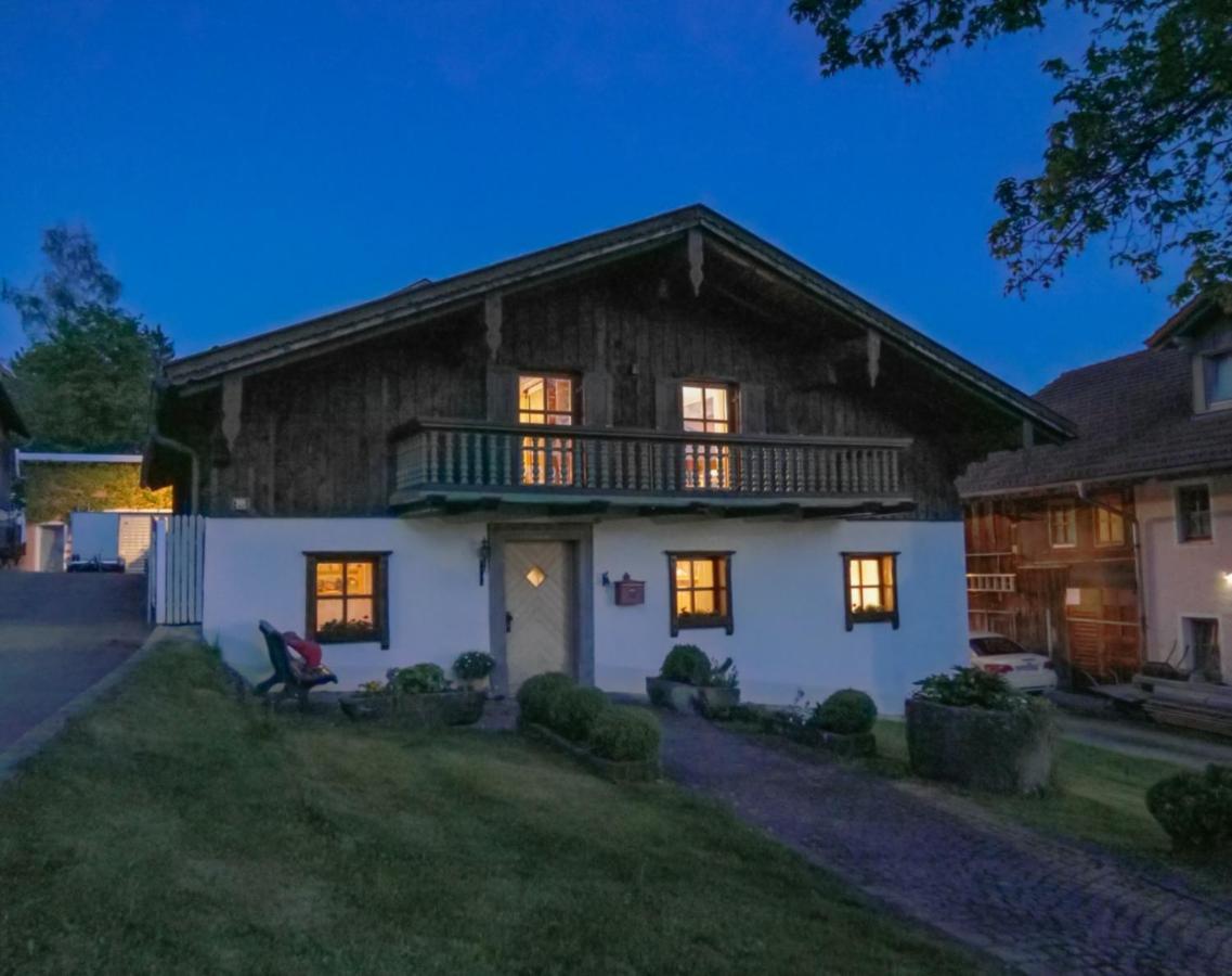 400Qm Bayerische Villa 2500Qm Uneinsehbarer Garten In Beliebter Urlaubsregion Freyung Exteriör bild